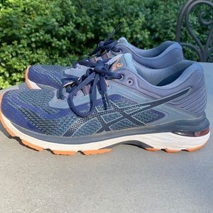 Asics GT-2000 women’s running shoe size 8.5